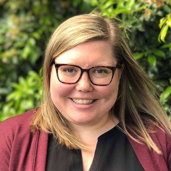 Katherine Murdock Headshot